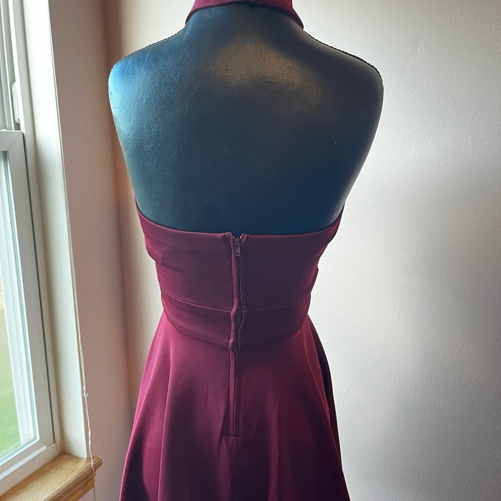 Formal dress - Picture 3 of 5
